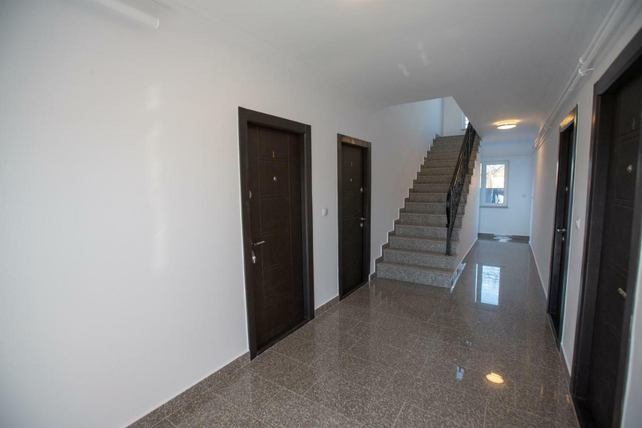 Apartament Saguna Nagyszentmiklós Kültér fotó